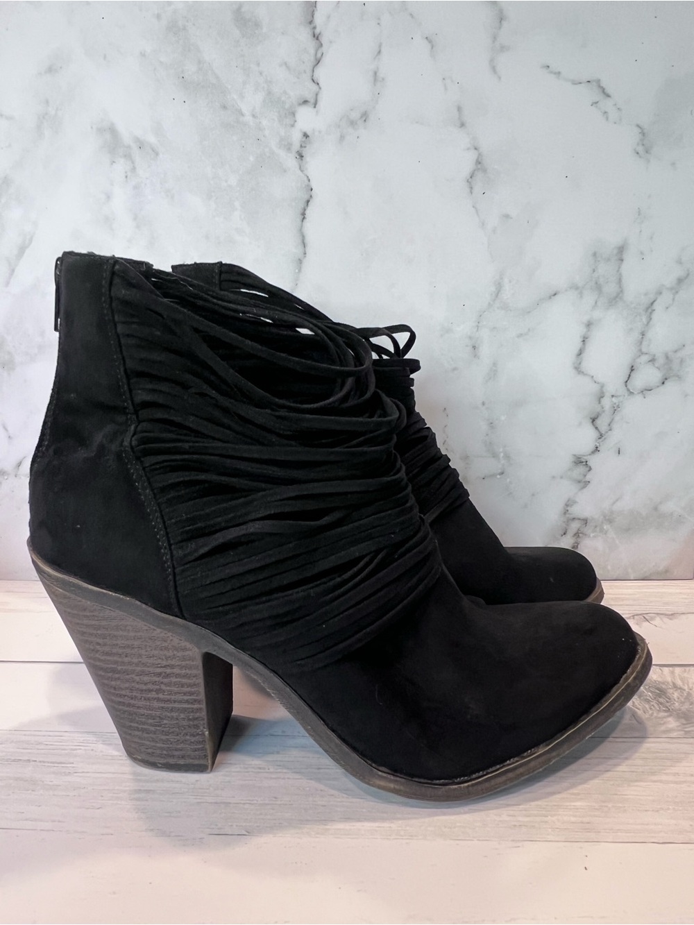 Fergalicious Wicked Black Strappy Ankle Boots Women’s Size 8 Block Heel - Picture 7 of 8